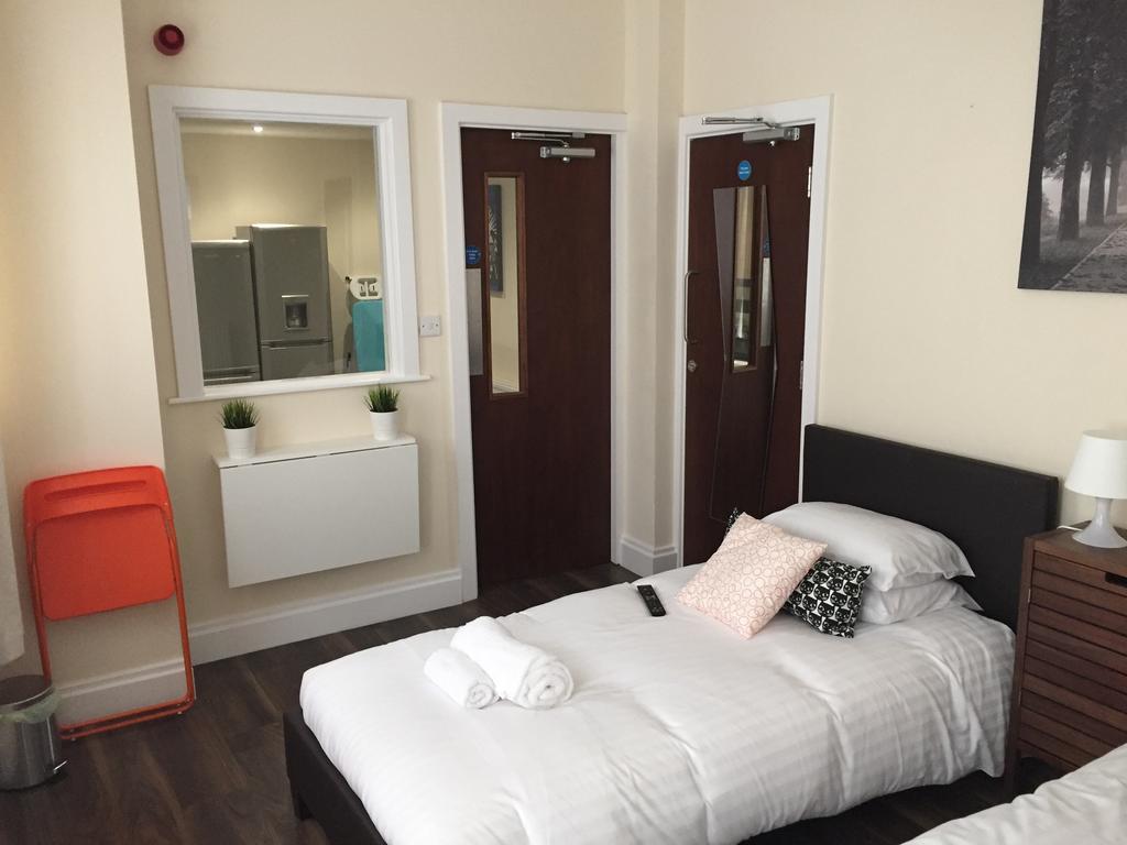 Casa Fresa Franks Serviced Accommodation Liverpool Exterior foto