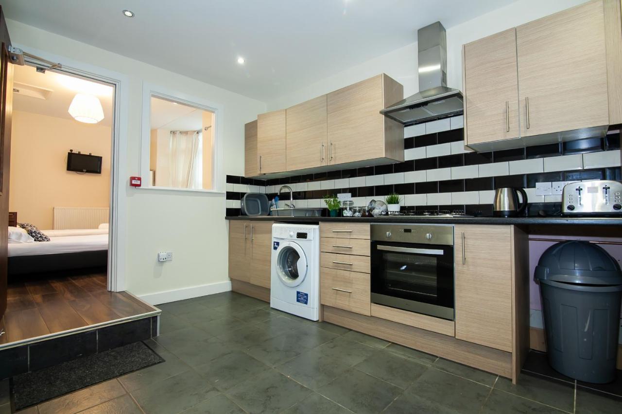 Casa Fresa Franks Serviced Accommodation Liverpool Exterior foto