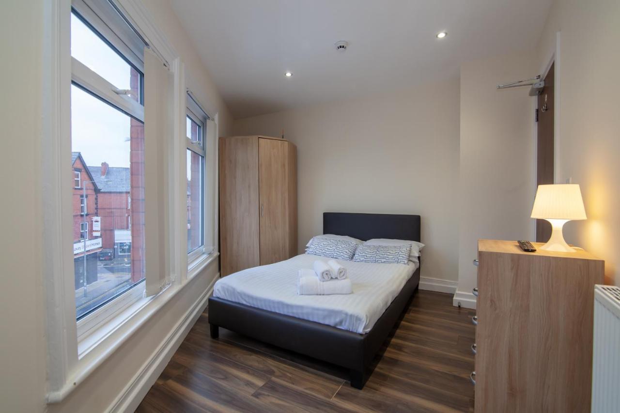 Casa Fresa Franks Serviced Accommodation Liverpool Exterior foto