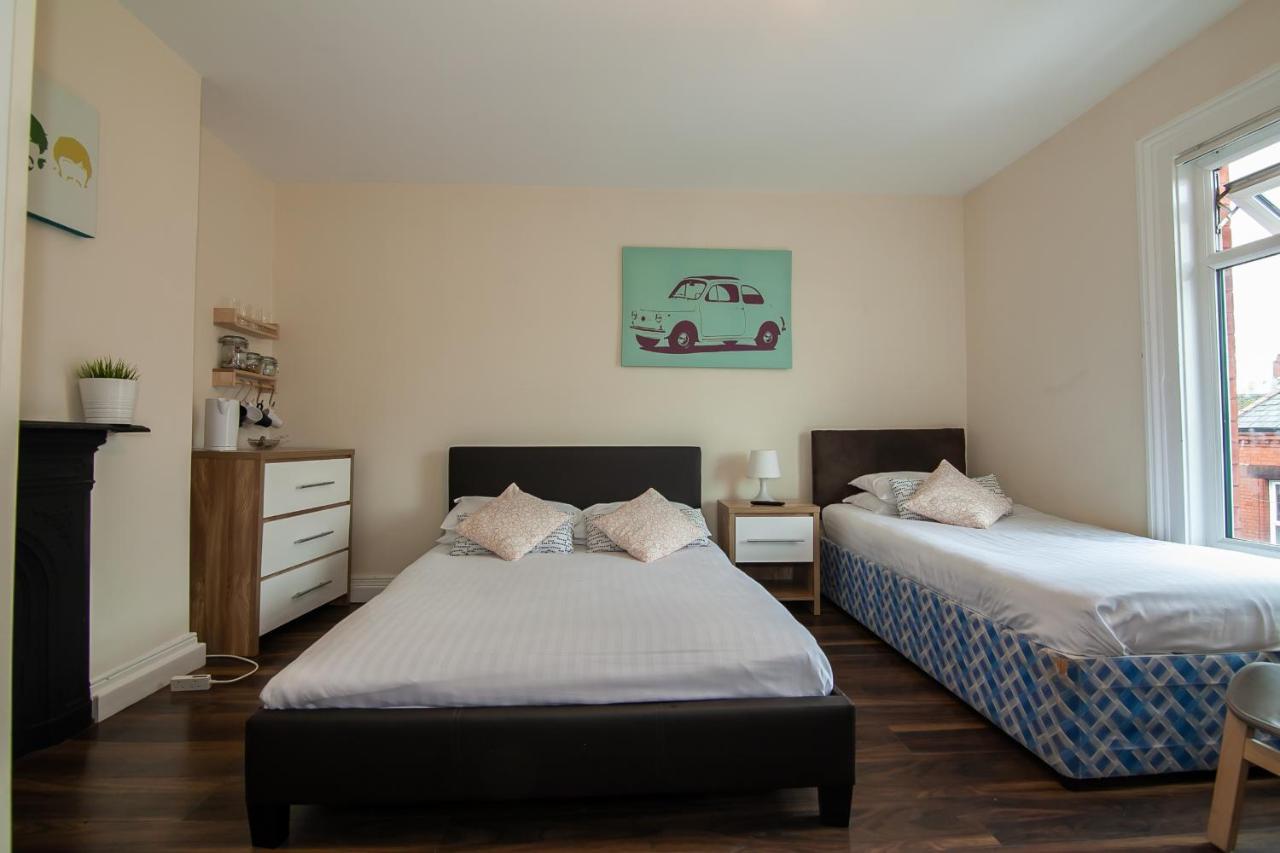 Casa Fresa Franks Serviced Accommodation Liverpool Exterior foto