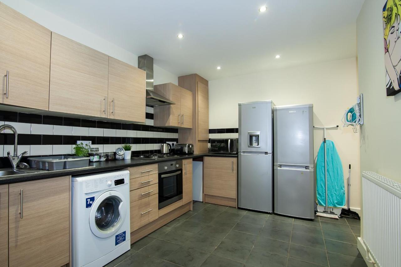 Casa Fresa Franks Serviced Accommodation Liverpool Exterior foto